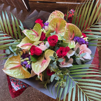 Grand Affection - Show your grand affection with this luxurious bouquet of the finest blooms of the season. Arranged in beautiful packaging, this bouquet is perfect for expressing your deepest emotions and making a lasting impression.